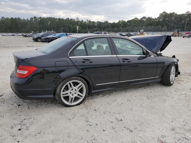 WDDGF4HB2DA857419 - 2013 MERCEDES-BENZ C 250 BLACK photo 3