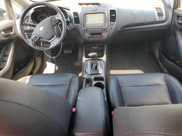 3KPFN4A80HE123159 - 2017 KIA FORTE EX BLACK photo 8