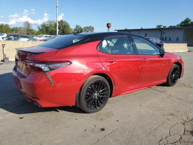 4T1K61BK1PU094495 - 2023 TOYOTA CAMRY XSE RED photo 3