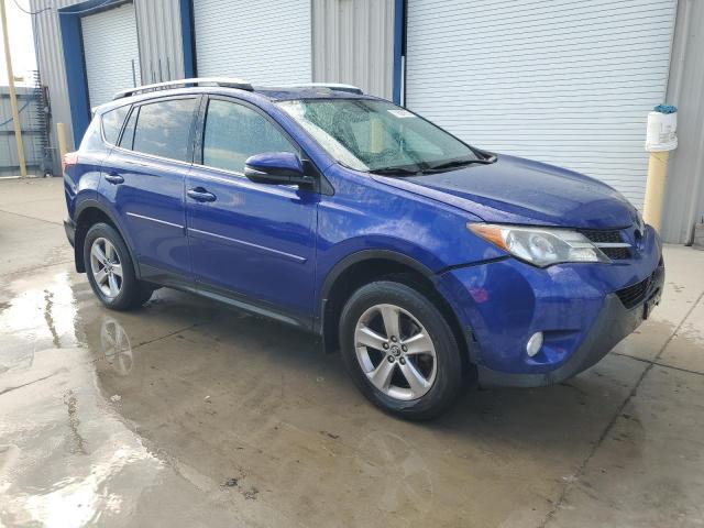 2T3RFREV0FW300110 - 2015 TOYOTA RAV4 XLE BLUE photo 4