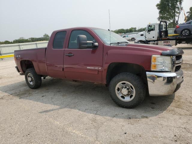 1GCHK29K28E139025 - 2008 CHEVROLET SILVERADO K2500 HEAVY DUTY MAROON photo 4