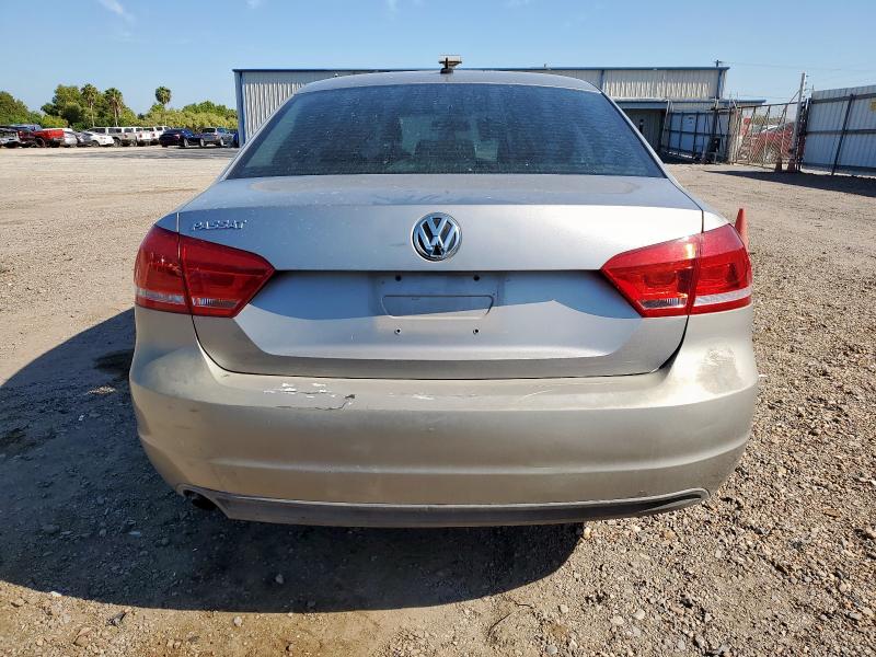 1VWAH7A3XDC027058 - 2013 VOLKSWAGEN PASSAT S SILVER photo 6