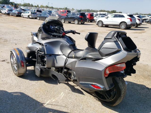 2BXNBDD17EV003864 - 2014 CAN-AM SPYDER ROA RT SILVER photo 3