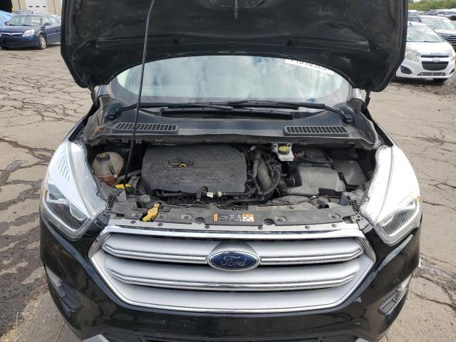 1FMCU0HD7JUA20549 - 2018 FORD ESCAPE SEL Schwarz Foto 11