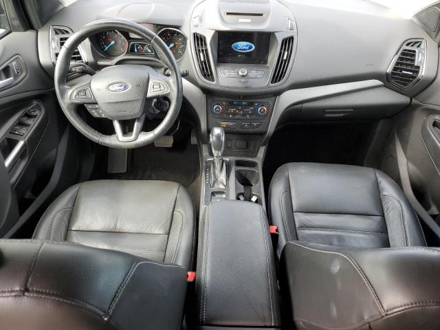 1FMCU0HD7JUA20549 - 2018 FORD ESCAPE SEL Schwarz Foto 8