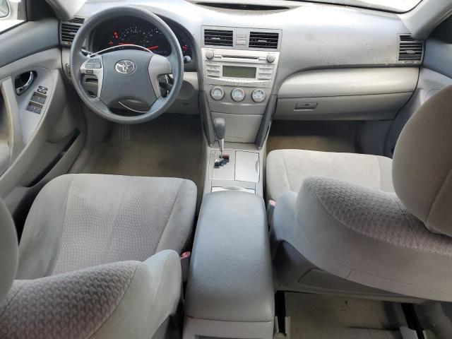 4T1BF3EK5AU510854 - 2010 TOYOTA CAMRY BASE Plata foto 8