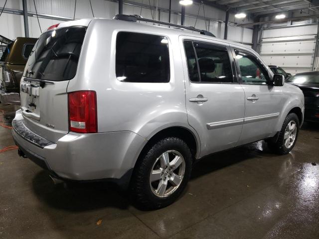 5FNYF4H41BB085676 - 2011 HONDA PILOT EX SILVER photo 3