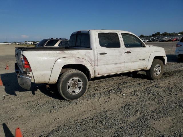 5TFJU4GN1DX039825 - 2013 TOYOTA TACOMA DOUBLE CAB PRERUNNER WHITE photo 3