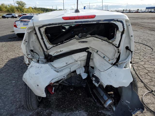 KNDJN2A22K7691446 - 2019 KIA SOUL WHITE photo 6