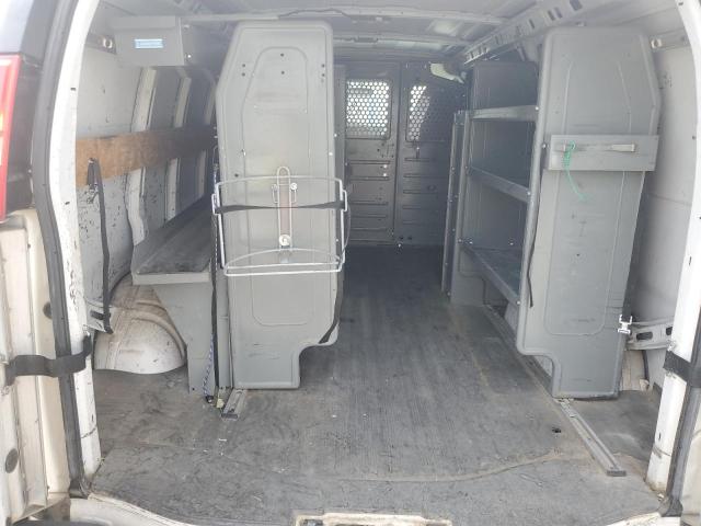 1GCWGFCF9F1222239 - 2015 CHEVROLET EXPRESS G2 თეთრი ფოტო 10