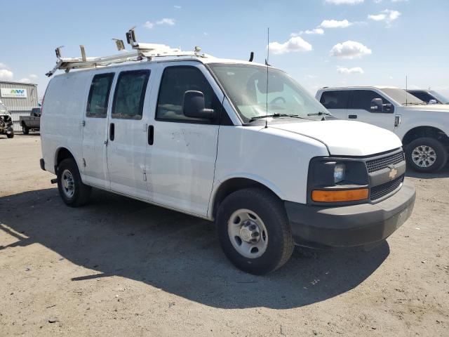 1GCWGFCF9F1222239 - 2015 CHEVROLET EXPRESS G2 თეთრი ფოტო 4