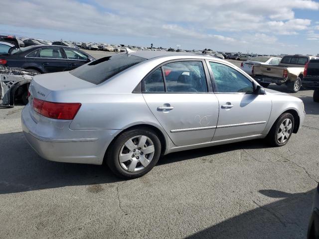 5NPET46CX9H411394 - 2009 HYUNDAI SONATA GLS SILVER photo 3