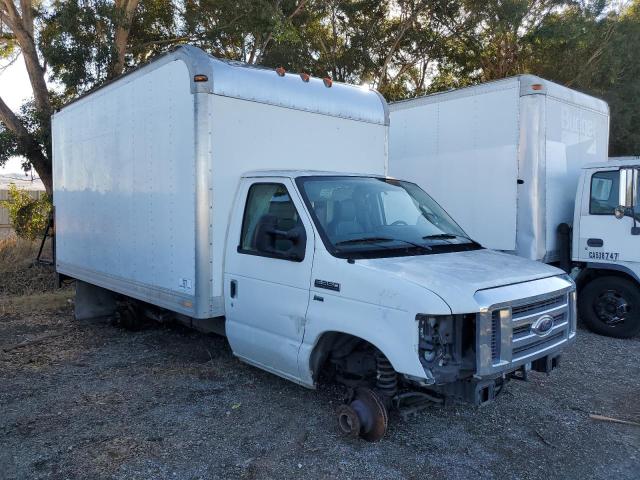 1FDWE3FL2ADA13000 - 2010 FORD ECONOLINE E350 SUPER DUTY CUTAWAY VAN WHITE photo 4