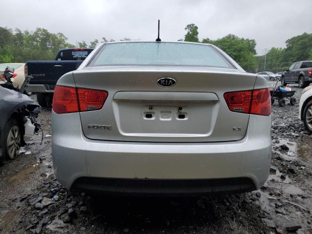 KNAFU4A25A5049265 - 2010 KIA FORTE EX SILVER photo 6