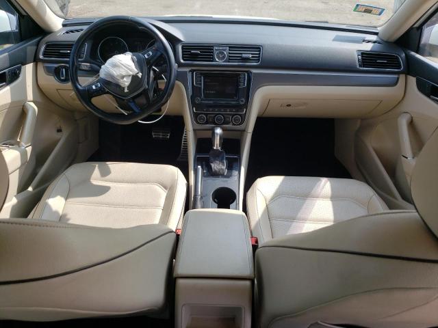 1VWDT7A33HC079620 - 2017 VOLKSWAGEN PASSAT R-LINE თეთრი ფოტო 8