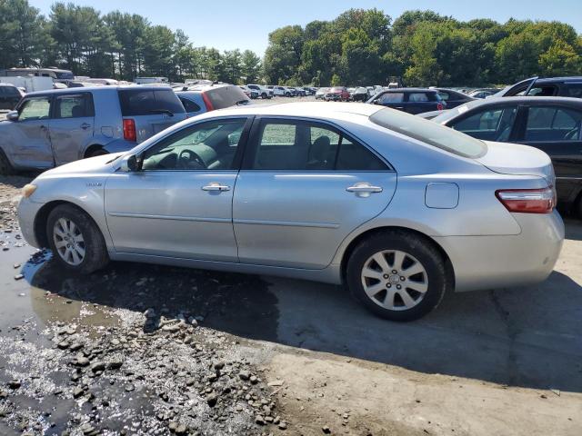 JTNBB46K373037731 - 2007 TOYOTA CAMRY HYBRID SILVER photo 2