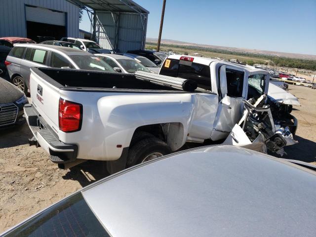 1GT42YEY1JF226071 - 2018 GMC SIERRA K3500 DENALI WHITE photo 3