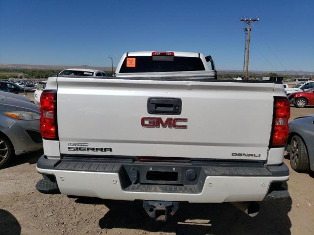 1GT42YEY1JF226071 - 2018 GMC SIERRA K3500 DENALI WHITE photo 6