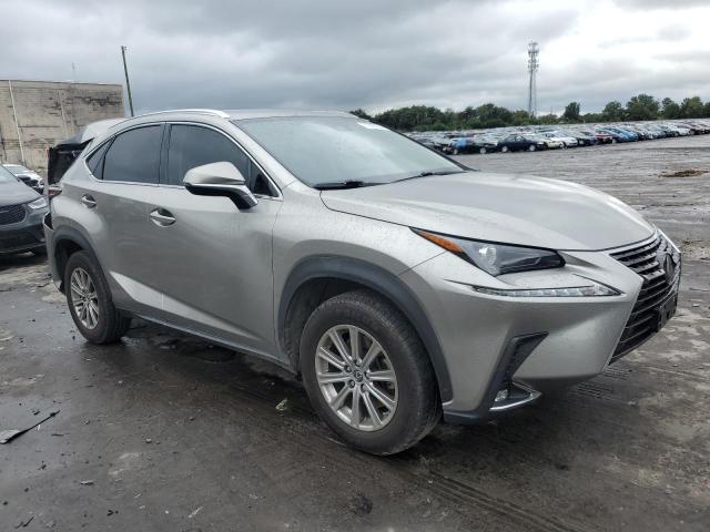 JTJAARBZ9L2172213 - 2020 LEXUS NX 300 BASE 银色 照片 4