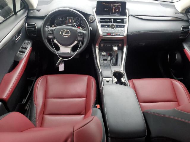 JTJAARBZ9L2172213 - 2020 LEXUS NX 300 BASE 银色 照片 8