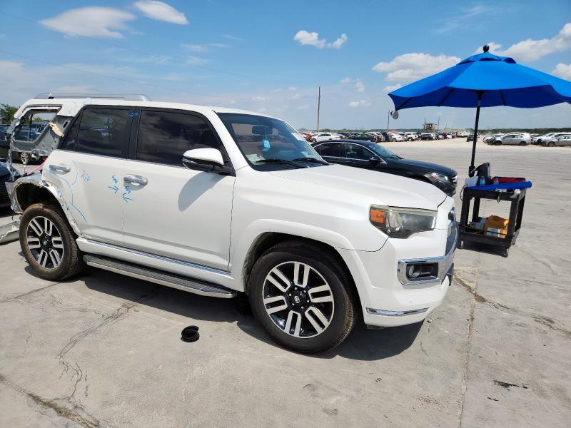 JTEZU5JR1F5105062 - 2015 TOYOTA 4RUNNER SR5 WHITE photo 4