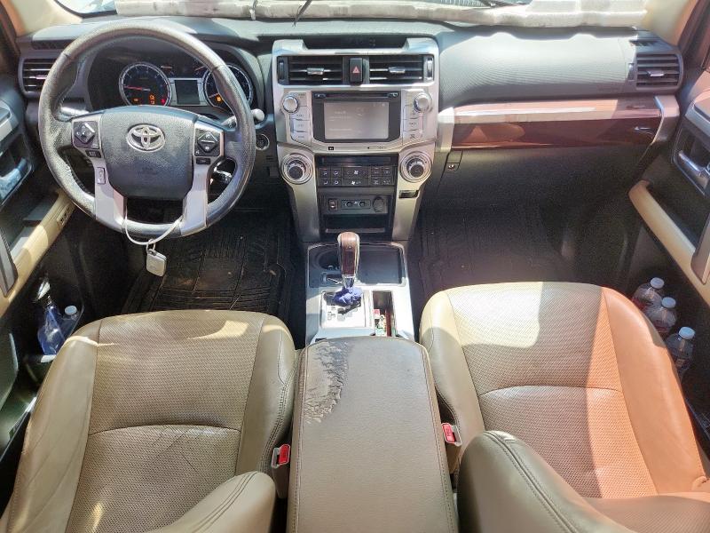 JTEZU5JR1F5105062 - 2015 TOYOTA 4RUNNER SR5 WHITE photo 8