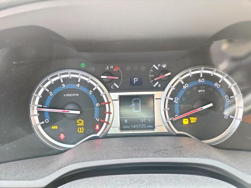 JTEZU5JR1F5105062 - 2015 TOYOTA 4RUNNER SR5 WHITE photo 9