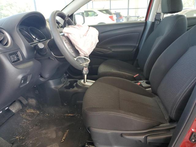 3N1CN7AP1JL810098 - 2018 NISSAN VERSA S 红色 照片 7
