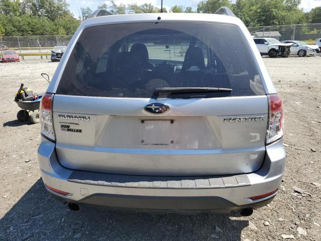 JF2SHBEC9CH459714 - 2012 SUBARU FORESTER LIMITED Silber Foto 6