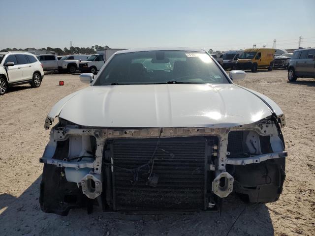 2C3CDXBG7KH696153 - 2019 DODGE CHARGER SXT WHITE photo 5