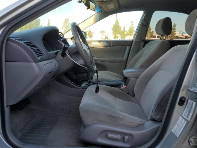 JTDBE32K720099607 - 2002 TOYOTA CAMRY LE SILVER photo 7