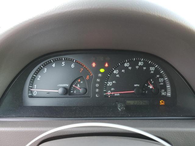 JTDBE32K720099607 - 2002 TOYOTA CAMRY LE SILVER photo 9