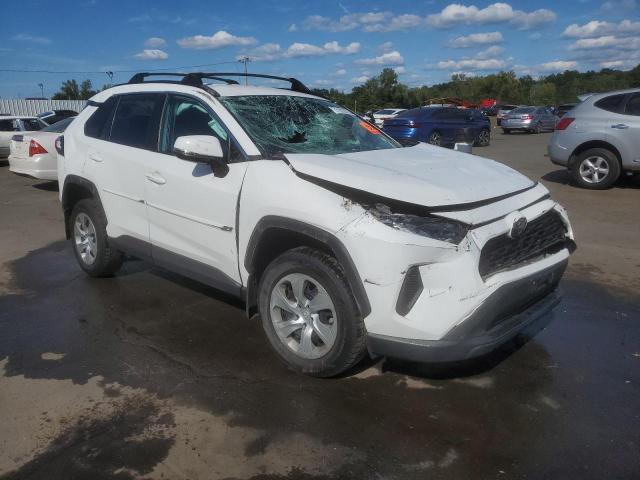 2T3G1RFV5KW066092 - 2019 TOYOTA RAV4 LE Weiß Foto 4