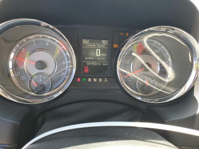 2C4RC1BG4GR299118 - 2016 CHRYSLER TOWN & COU TOURING WHITE photo 9