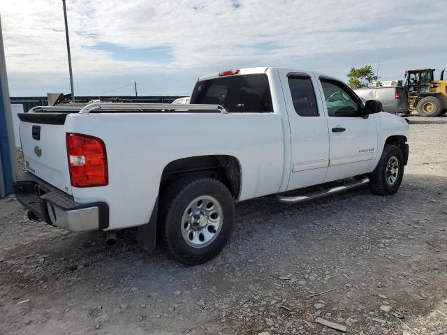 1GCRCREA4DZ125959 - 2013 CHEVROLET SILVERADO C1500  LS WHITE photo 3