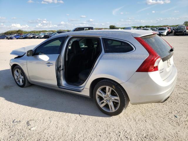 YV140MEB3F1190649 - 2015 VOLVO V60 PREMIER SILVER photo 2