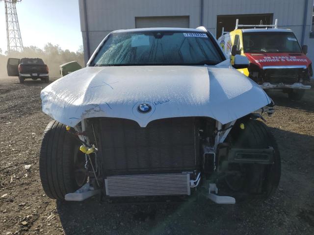 5UXCR6C51KLL12695 - 2019 BMW X5 XDRIVE40I WHITE photo 5