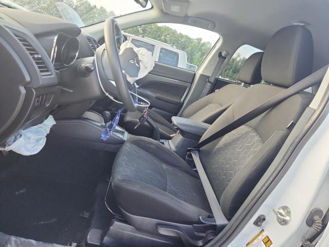 JA4APUAU5NU022367 - 2022 MITSUBISHI OUTLANDER ES WHITE photo 7