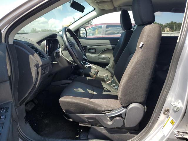 JA4AP3AU6HZ012965 - 2017 MITSUBISHI OUTLANDER ES 银色 照片 7