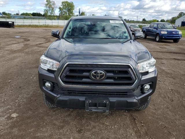 3TMCZ5AN6LM363771 - 2020 TOYOTA TACOMA DOUBLE CAB GRAY photo 5
