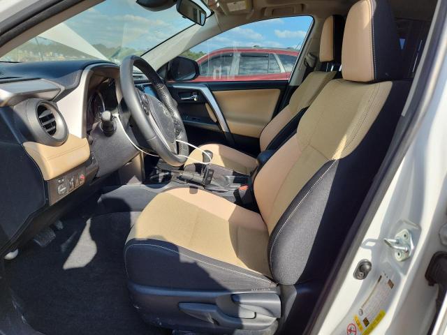 JTMWFREV4HD102486 - 2017 TOYOTA RAV4 XLE WHITE photo 7