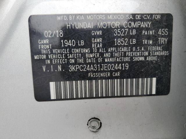 3KPC24A31JE024419 - 2018 HYUNDAI ACCENT SE Күміс фото 13