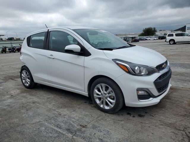 KL8CD6SA0MC739165 - 2021 CHEVROLET SPARK 1LT WHITE photo 4