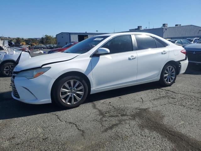 2015 TOYOTA CAMRY LE, 