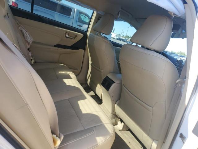 4T1BF1FK0FU960180 - 2015 TOYOTA CAMRY LE WHITE photo 10