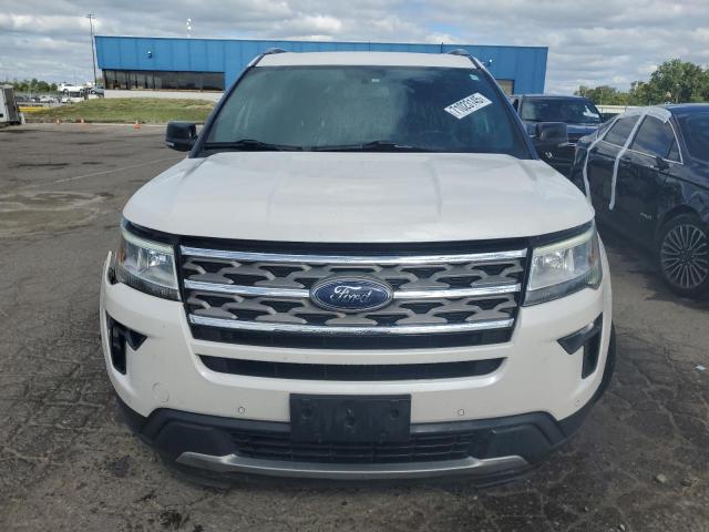 1FM5K8D84JGB49918 - 2018 FORD EXPLORER XLT Білий фото 5