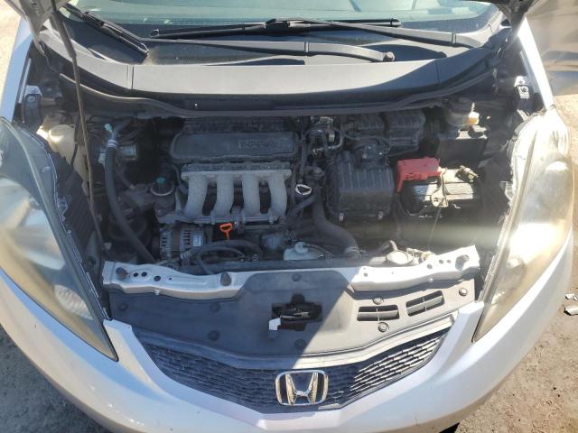 JHMGE8H33DC068096 - 2013 HONDA FIT SILVER photo 11