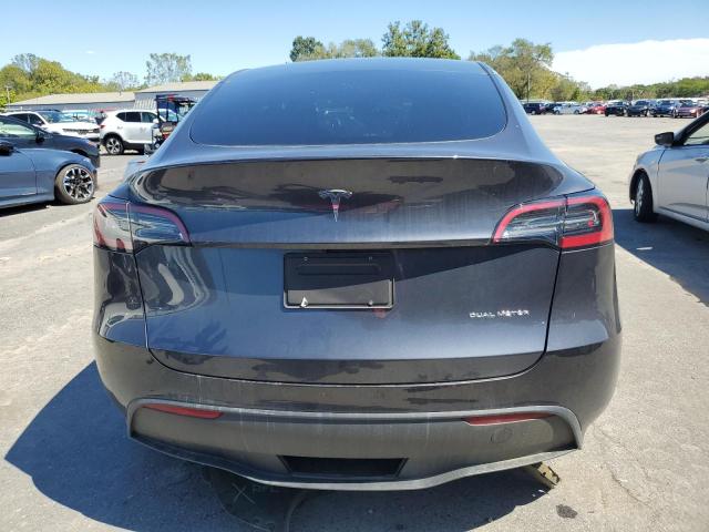 7SAYGDEE9RA232640 - 2024 TESLA MODEL Y ნაცრისფერი ფოტო 6