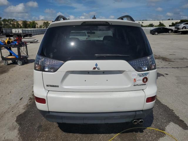 JA4MS31X57Z008314 - 2007 MITSUBISHI OUTLANDER ES WHITE photo 6