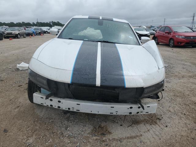 2C3CDXBGXKH692047 - 2019 DODGE CHARGER SXT WHITE photo 5